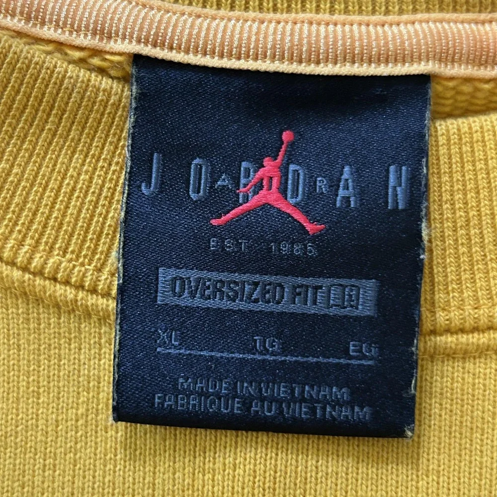 Jordan Sweatshirt Mens XL Yellow Air‎ Jordan Oversized Crewneck Pullover Vintage